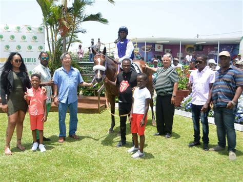 Caymanas Park Race Results .